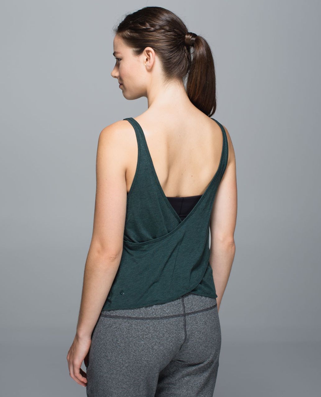 Lululemon Twist & Turn Tank - Heathered Fuel Green / Black