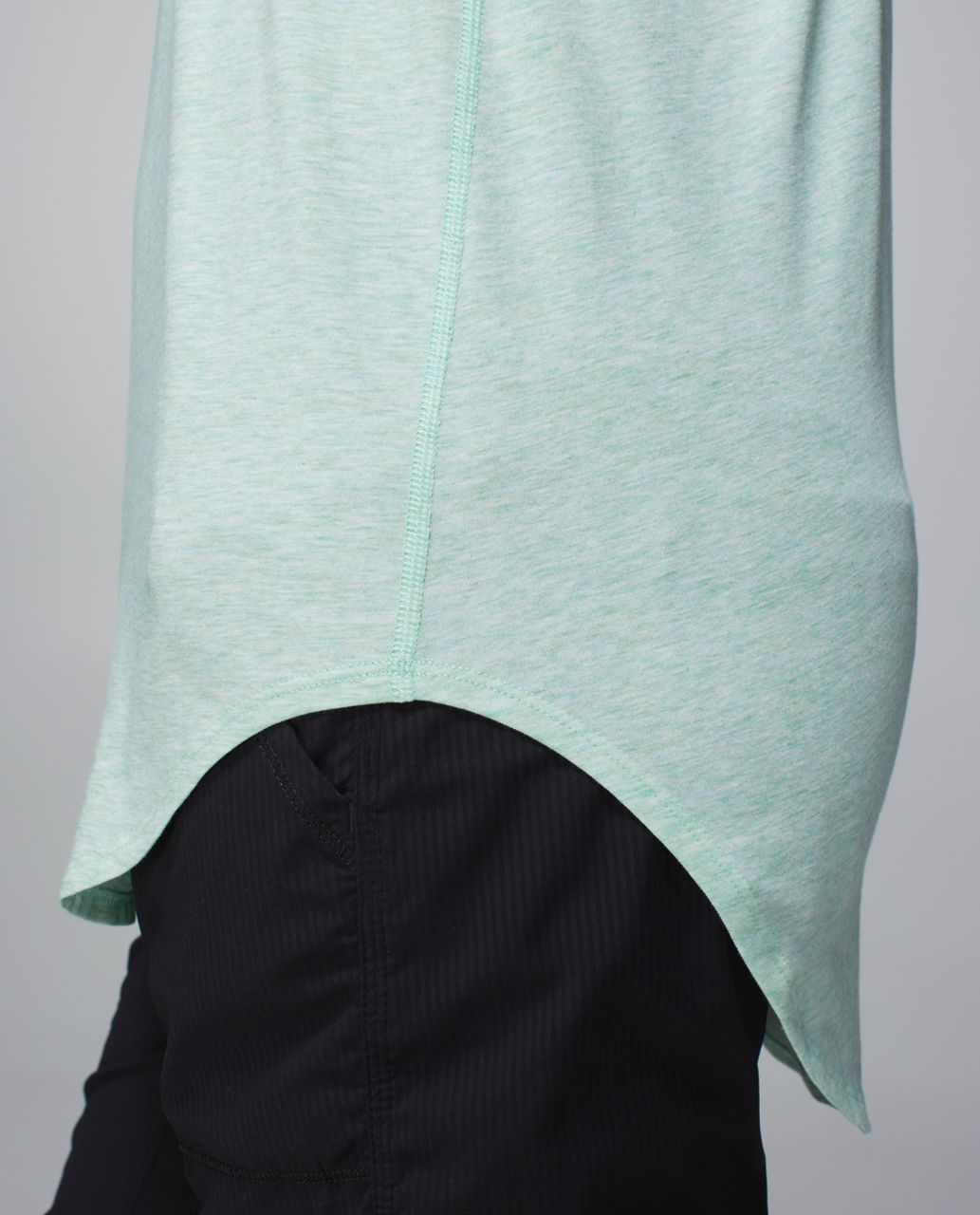 Lululemon Yogi Racerback - Heathered Toothpaste