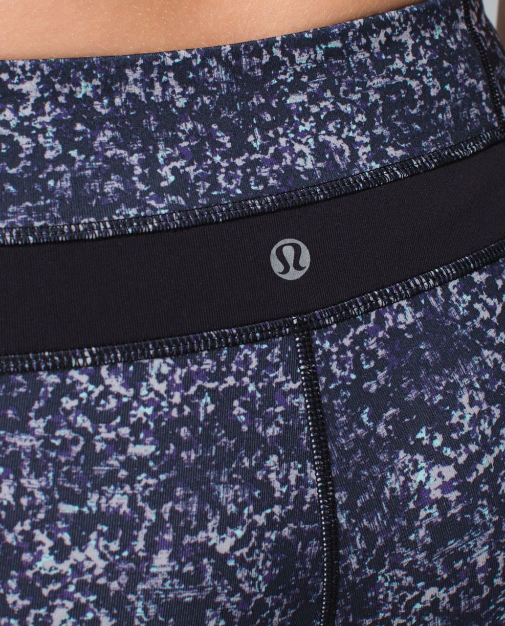 Lululemon Skinny Groove Pant *Full-On Luon - Rocky Road Sand Dune Toothpaste / Black