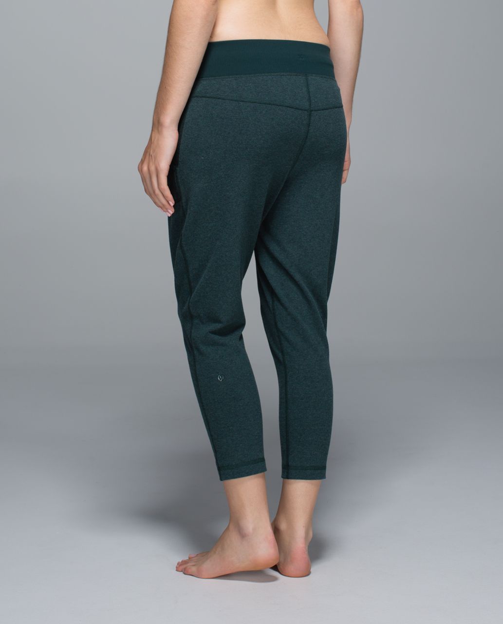 Lululemon Free Fall Crop - Heathered Fuel Green / Fuel Green