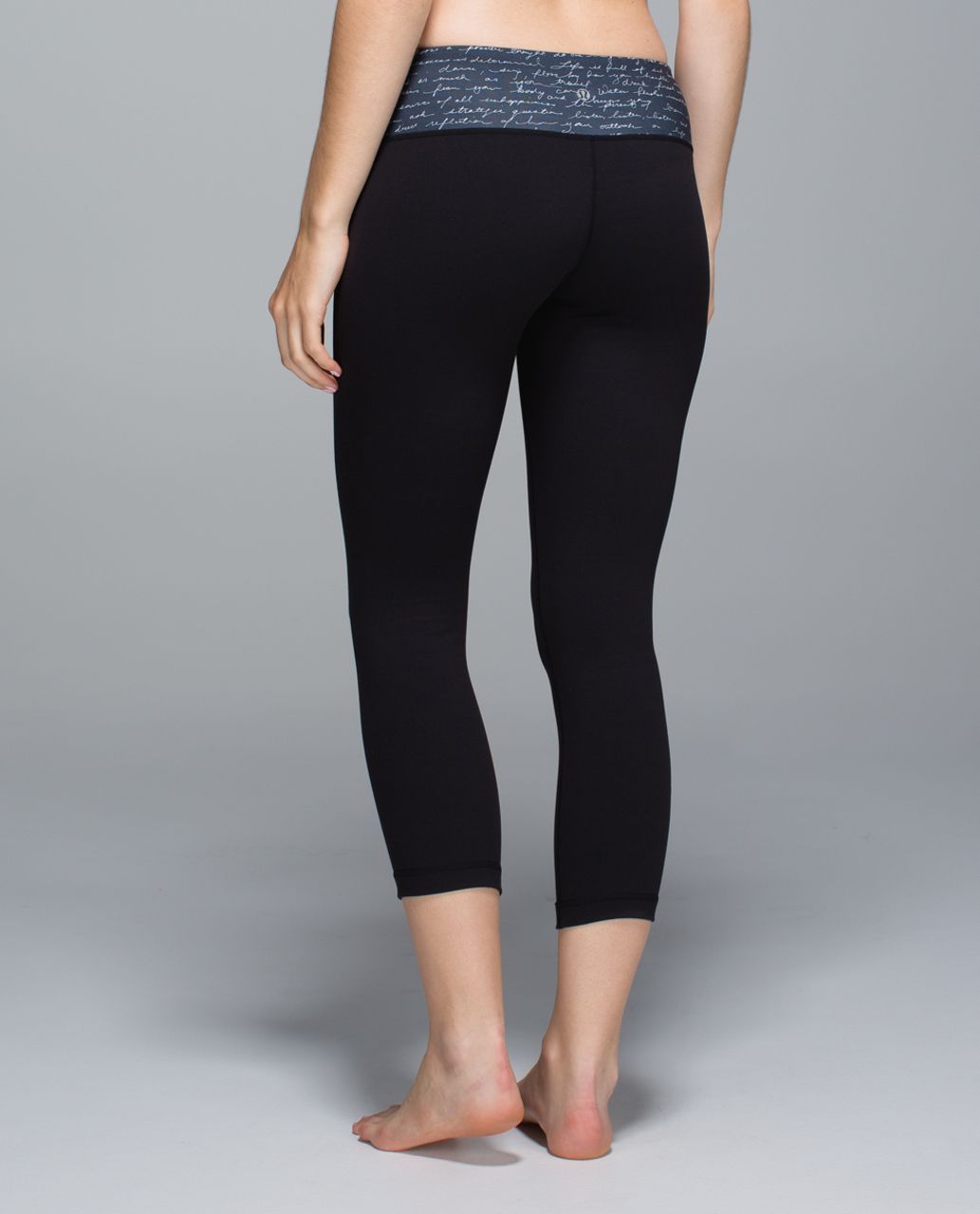 Lululemon Wunder Under Crop II *Full-On Luon - Black / Manifesto Script Black Ghost