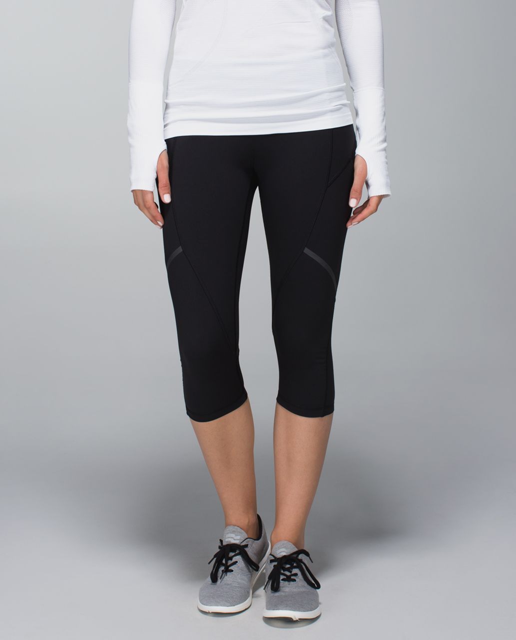 Lululemon Hop To It Crop *Full-On Luxtreme - Black