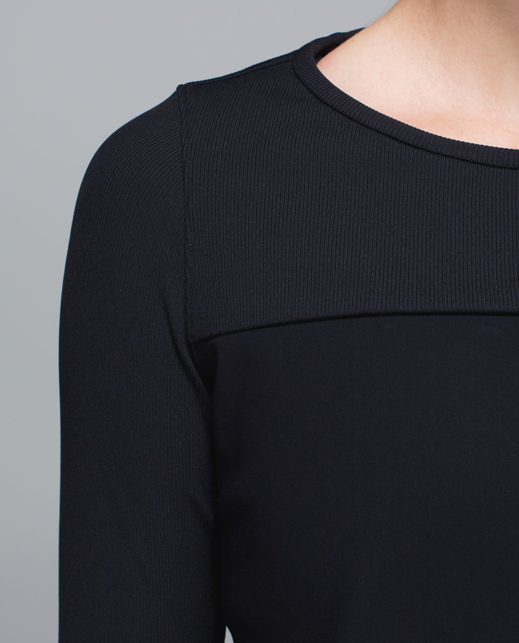 Lululemon Out Of This World Long Sleeve - Black