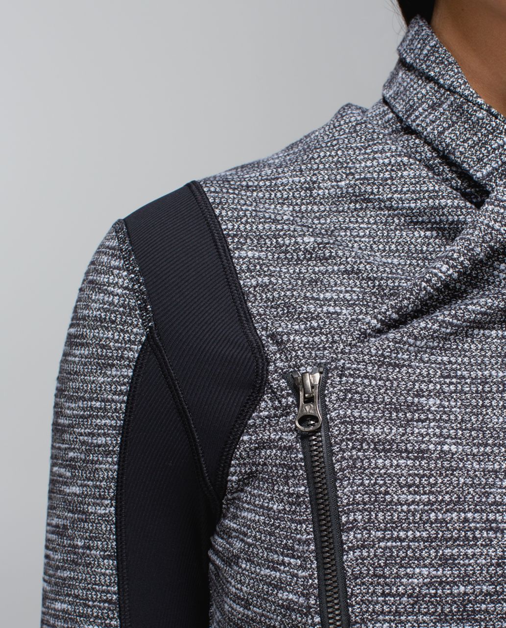 Lululemon Bhakti Asymmetrical Zipper Jacket. Pique Gray/Black