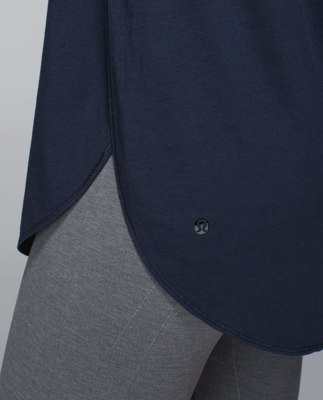 Lululemon Om Tee - Inkwell