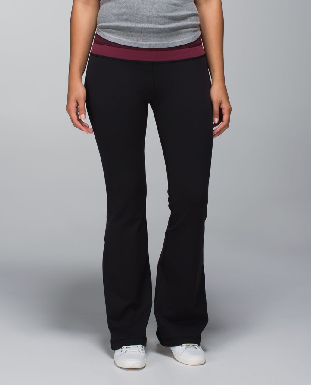 Lululemon Groove Pant *Full-On Luon (Regular) - Black / Shine Dot Bordeaux Drama / Rust Berry