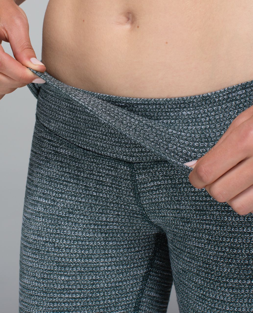 Lululemon Wunder Under Pant (Roll Down) - Coco Pique Fuel Green