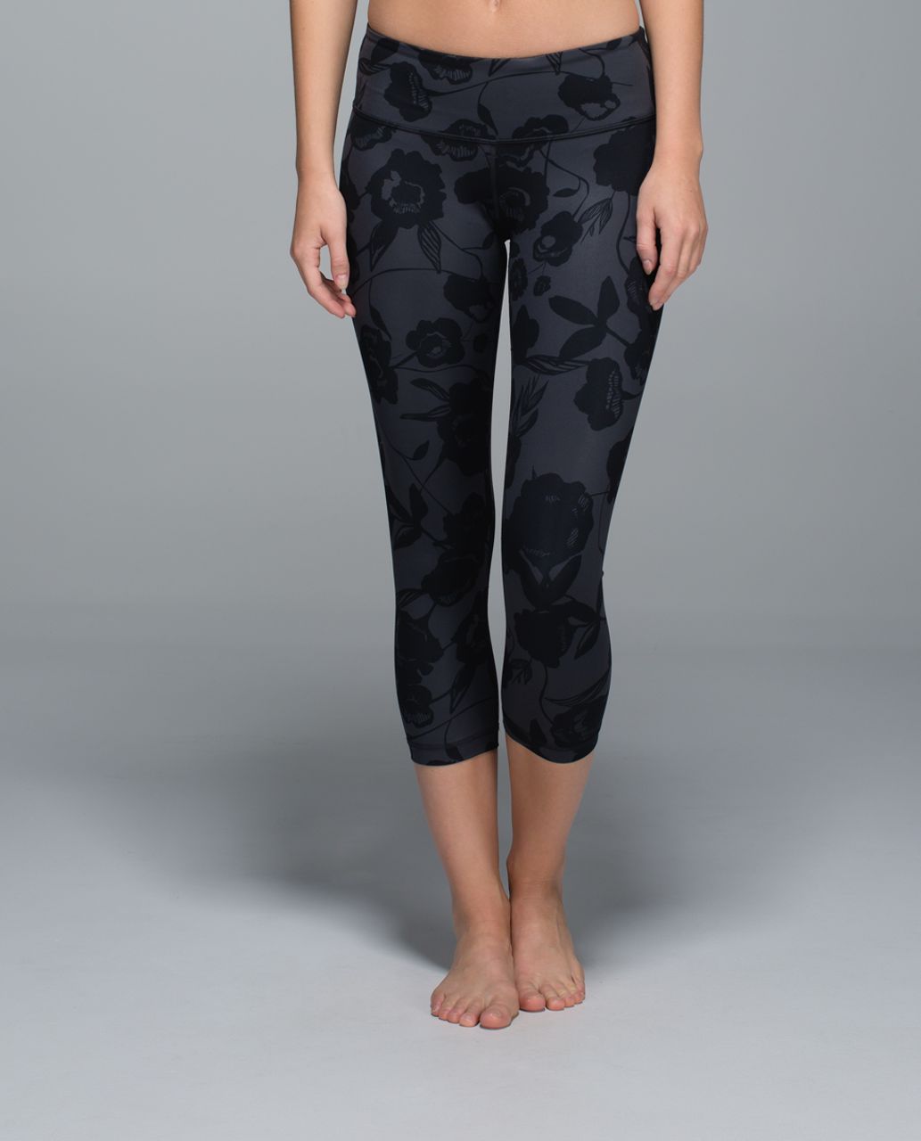 Lululemon Wunder Under Crop II *Full-On Luxtreme - Flat Inky Floral Printed Black Deep Coal / Black