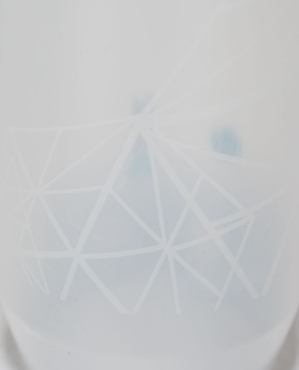 Lululemon Purist Cycling Water Bottle - Harageo Cube Translucent