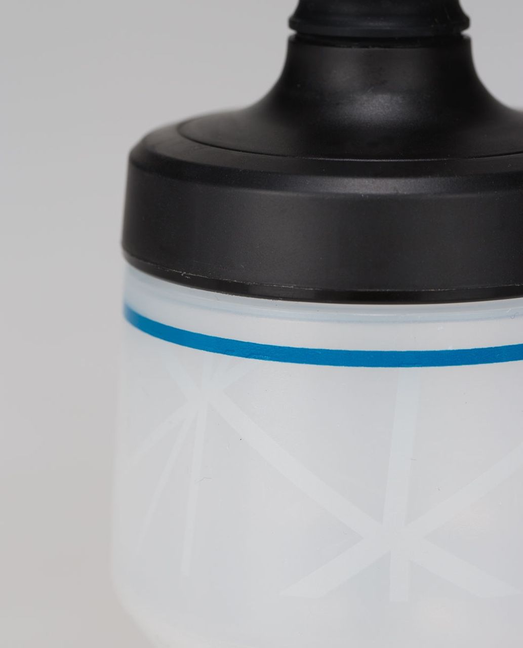 Lululemon Purist Cycling Water Bottle - Harageo Cube Translucent