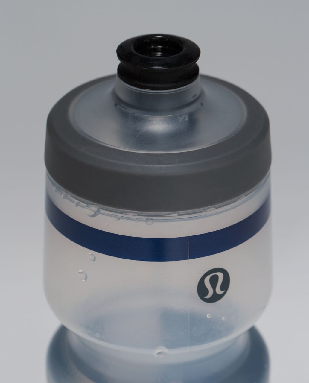 Lululemon Purist Cycling Water Bottle - Plaid Deep Coal