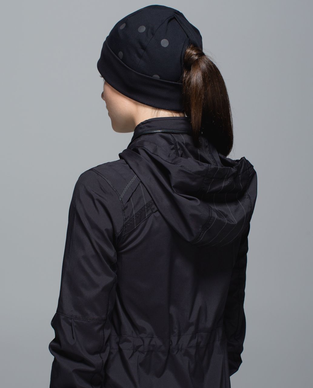 Lululemon Run With Me Toque *Reflective - Black