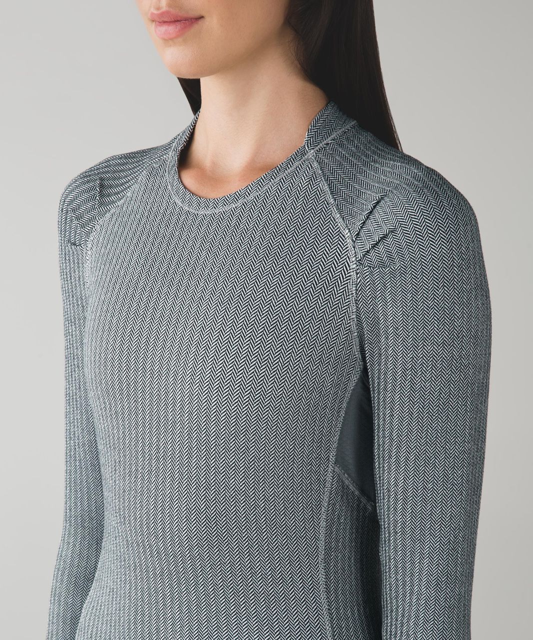 Lululemon Womens 8 Heathered Gray Herringbone 1/4 Zip Think Fast Pullover