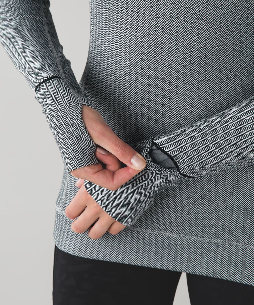 Lululemon Think Fast Long Sleeve - Heathered Herringbone Heathered Silver Spoon Black / Slate