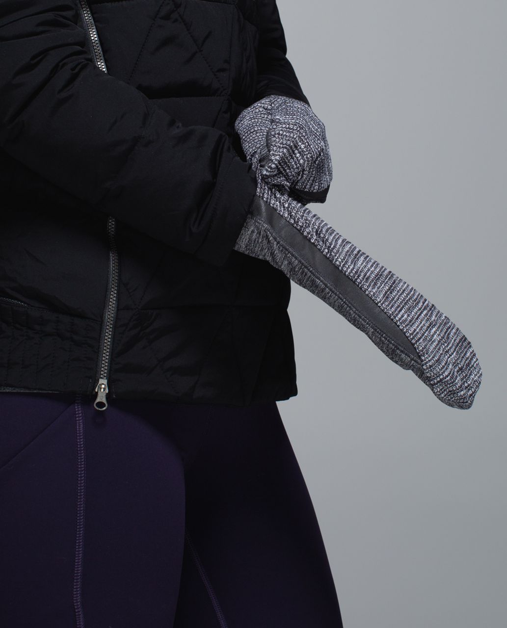 Lululemon Run With Me Mittens - Black