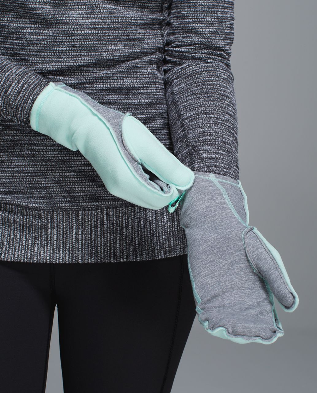 Lululemon Run With Me Mittens *Fleece - Toothpaste / Heathered Slate