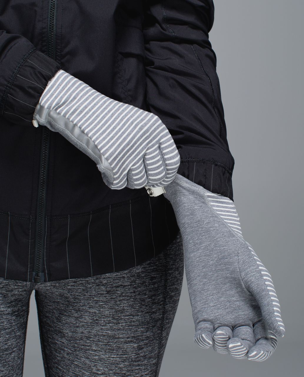 Lululemon Run With Me Gloves - Hyper Stripe Heathered Slate Ghost / Heathered Slate