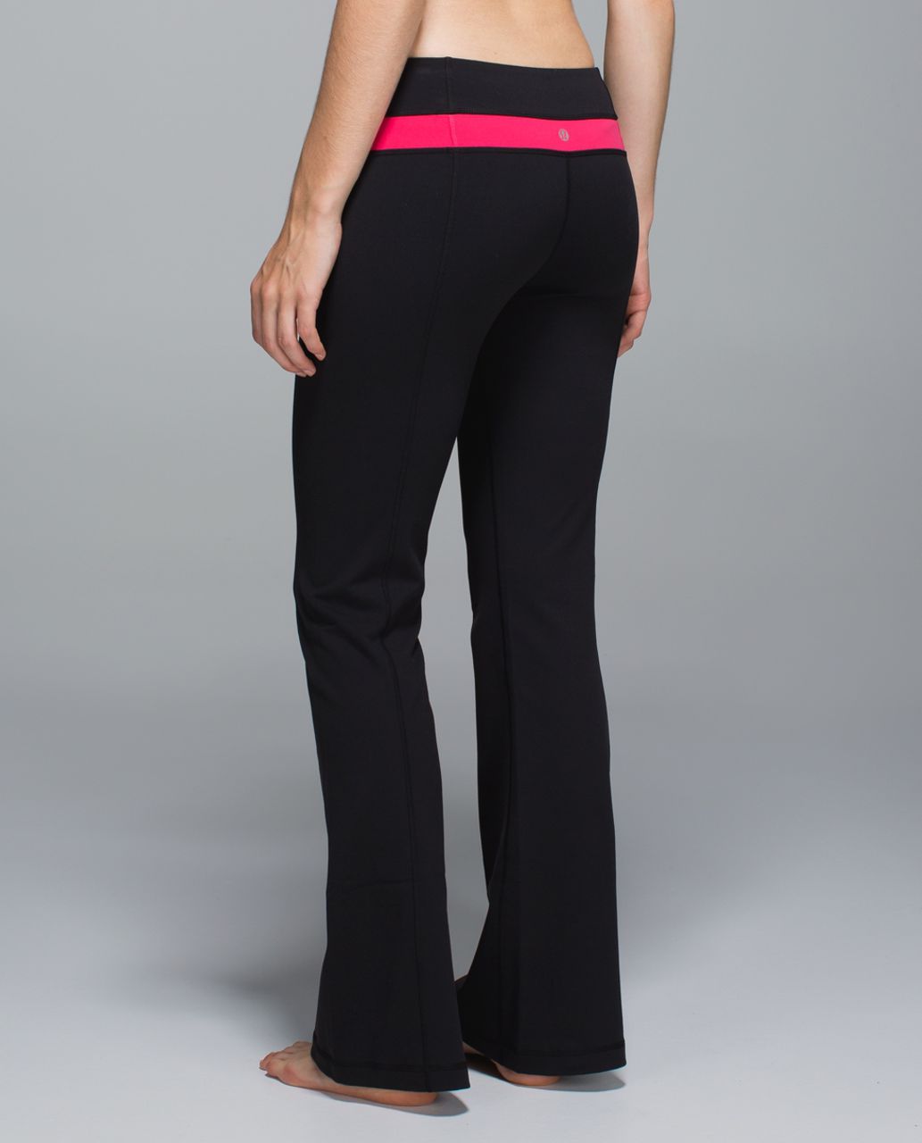 Lululemon Groove Pant *Full-On Luon (Regular) - Black / Boom Juice