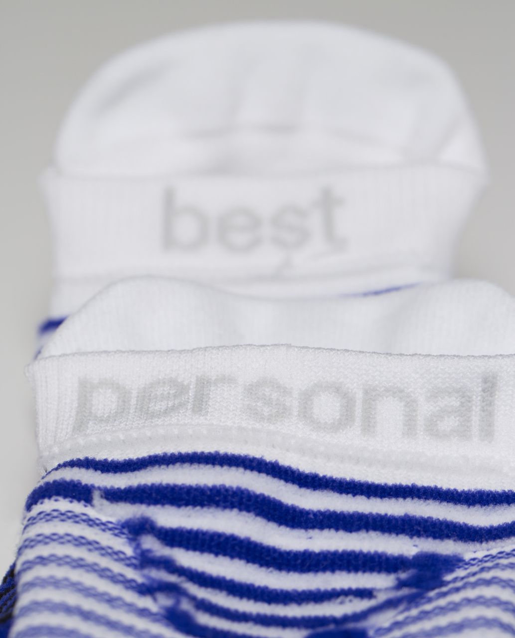 Lululemon Women's Ultimate No Show Run Sock *Ergo Toes - 4x4 Stripe Pigment Blue White