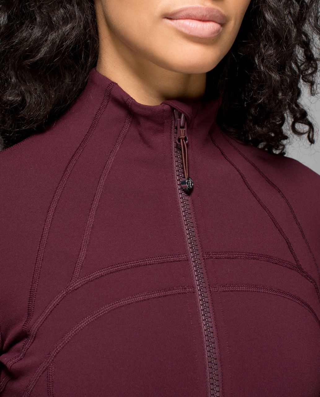 NWT LULULEMON Bayyana jaket Luon Red Merlot Maroon Nigeria