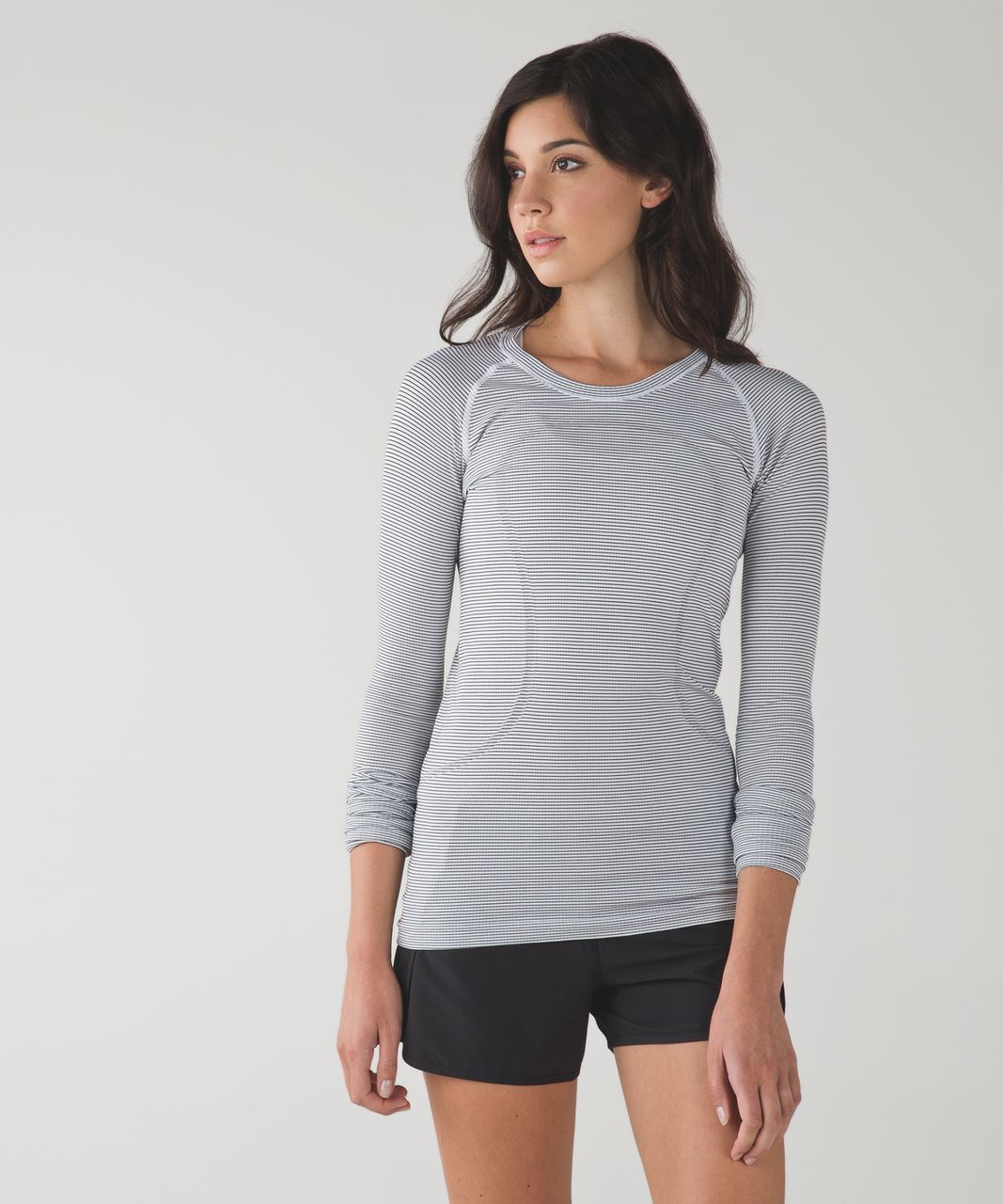 RARE Lululemon Women's Run Swiftly Tech Black Gray Ombre Long Sleeves Sz 8