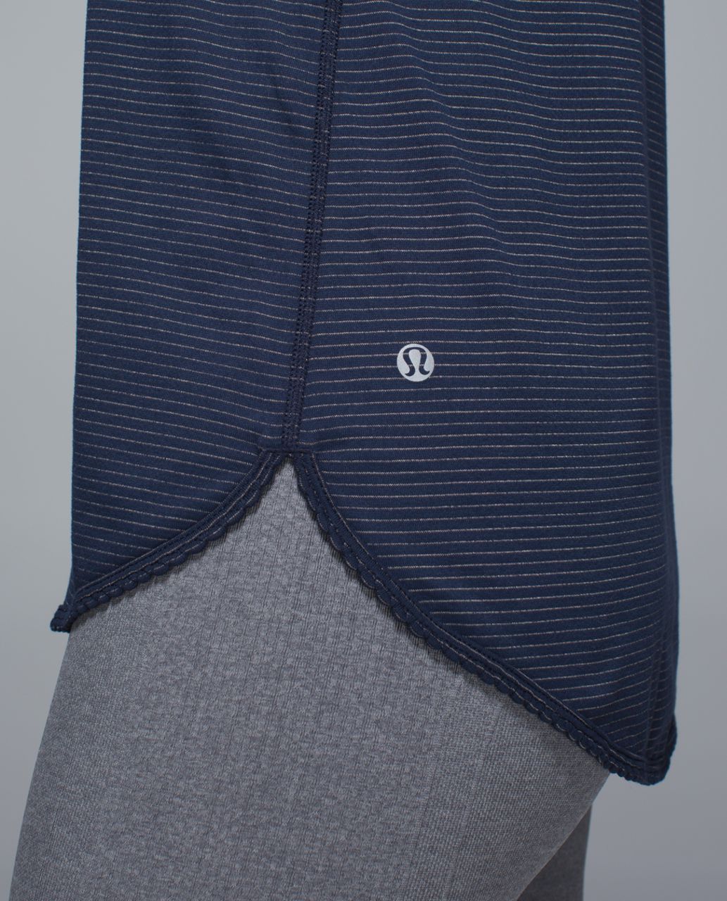 Lululemon 105 F Singlet - Inkwell