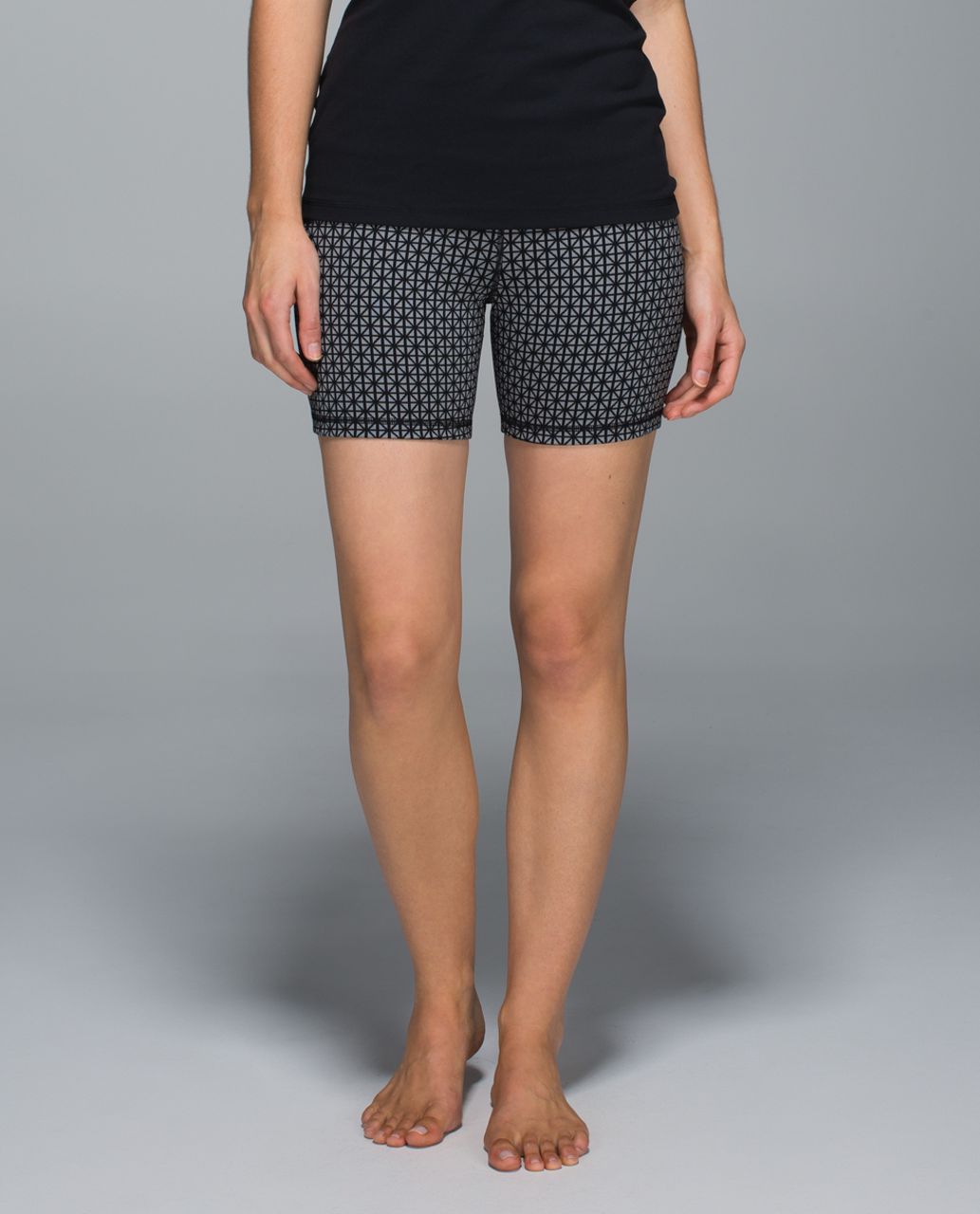 Lululemon Groove Short *Full-On Luon (Regular) - Tri Geo Silver Spoon Black / Black