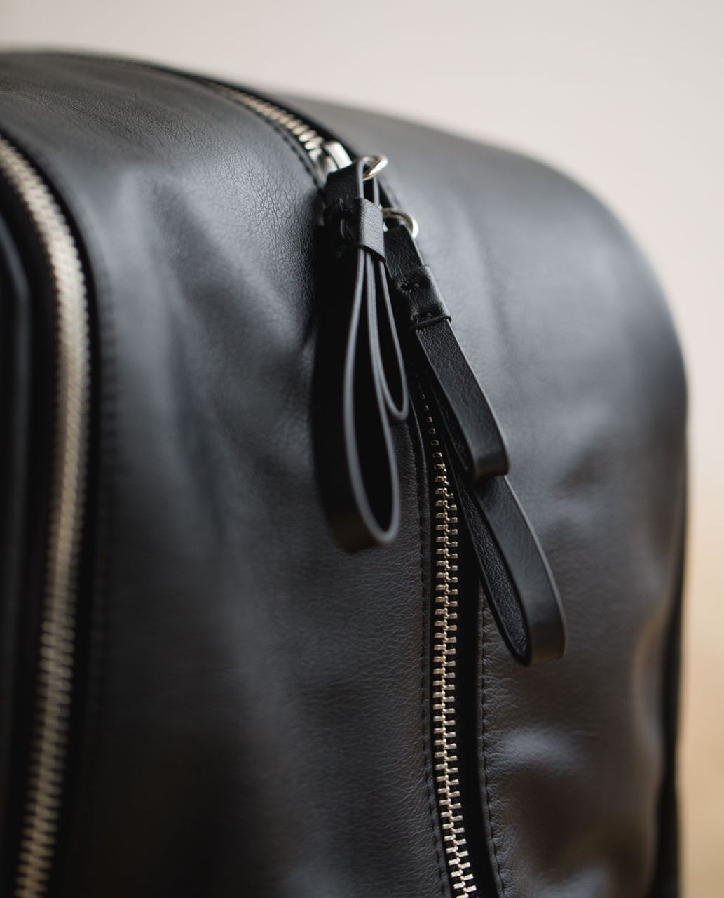 Lululemon Urban Sanctuary Bag (First Release) - Black