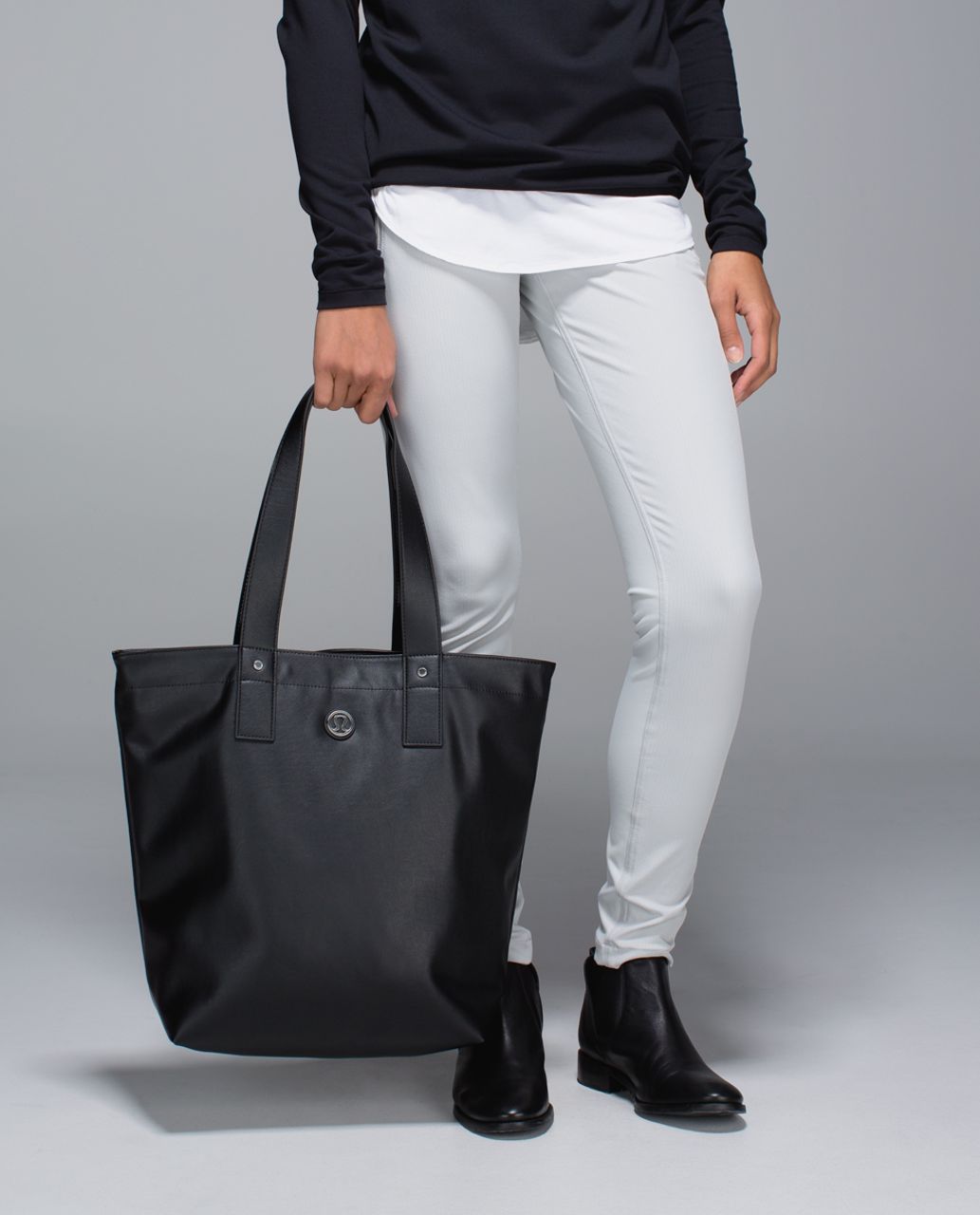 Lululemon Mantra Tote - Black