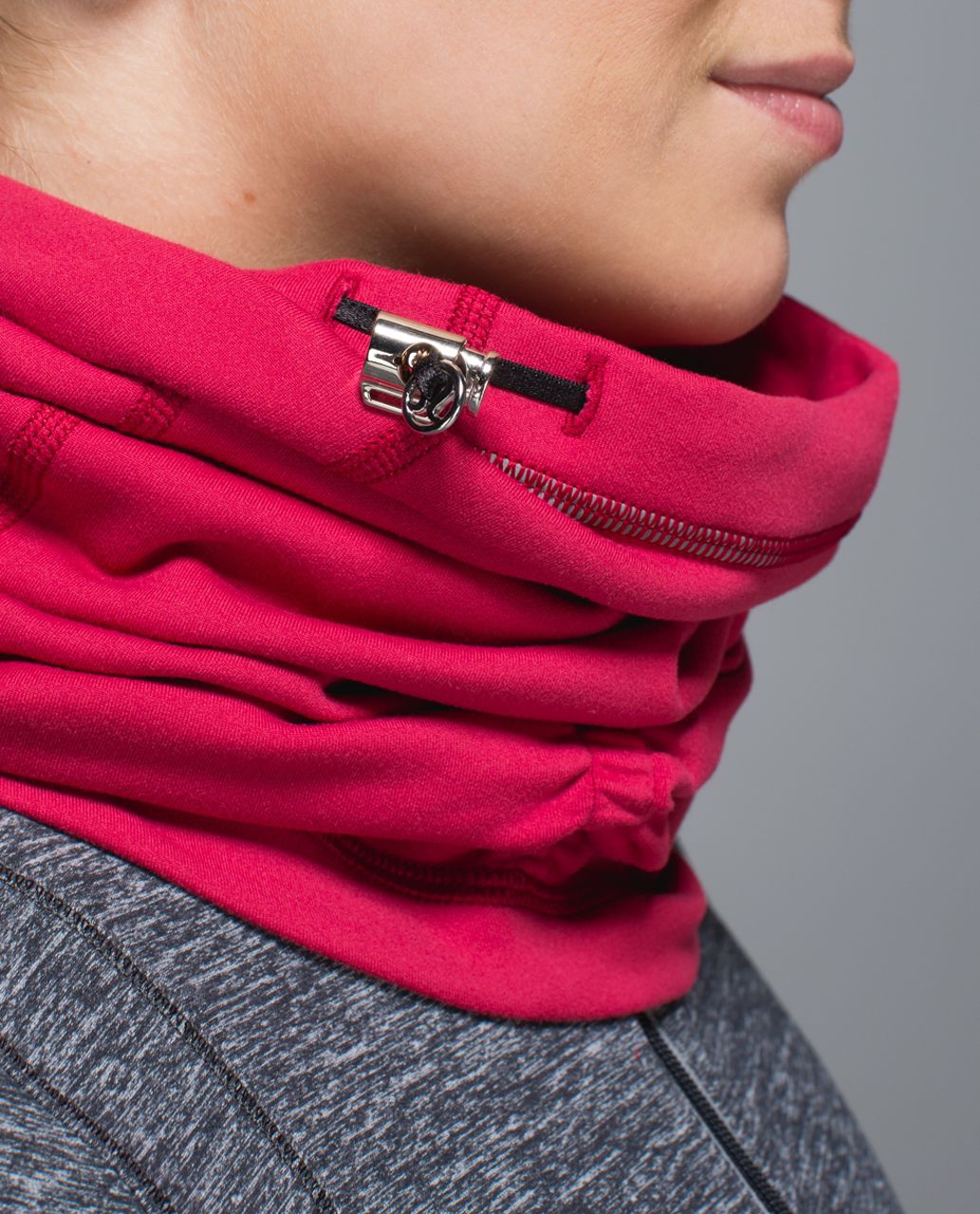 Lululemon Run With Me Neck Warmer - Deepest Cranberry / Double Trouble Stripe Boom Juice Deepest Cranberry