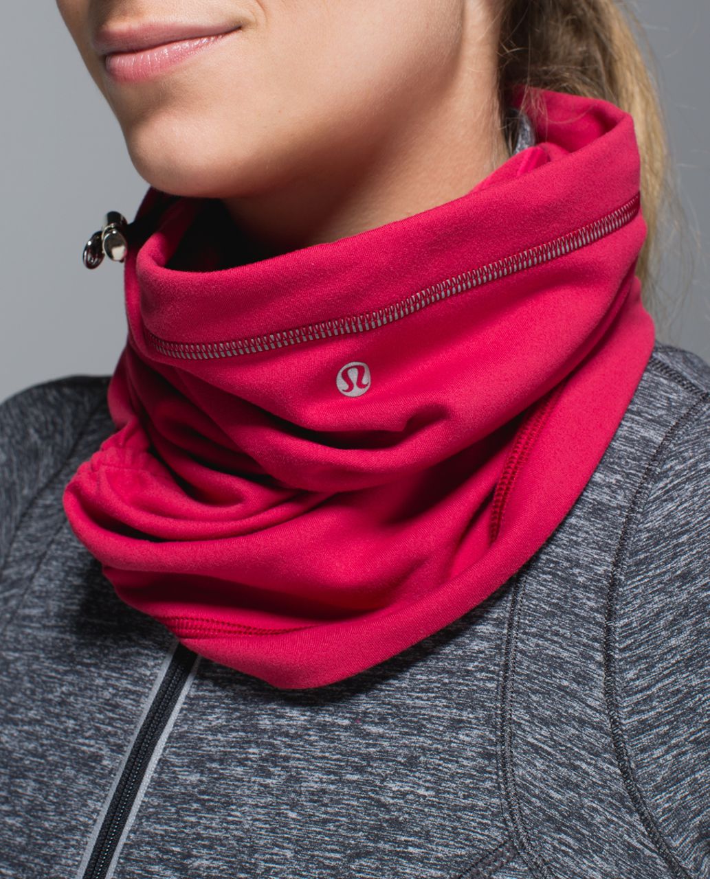 Lululemon Run With Me Neck Warmer - Deepest Cranberry / Double Trouble Stripe Boom Juice Deepest Cranberry