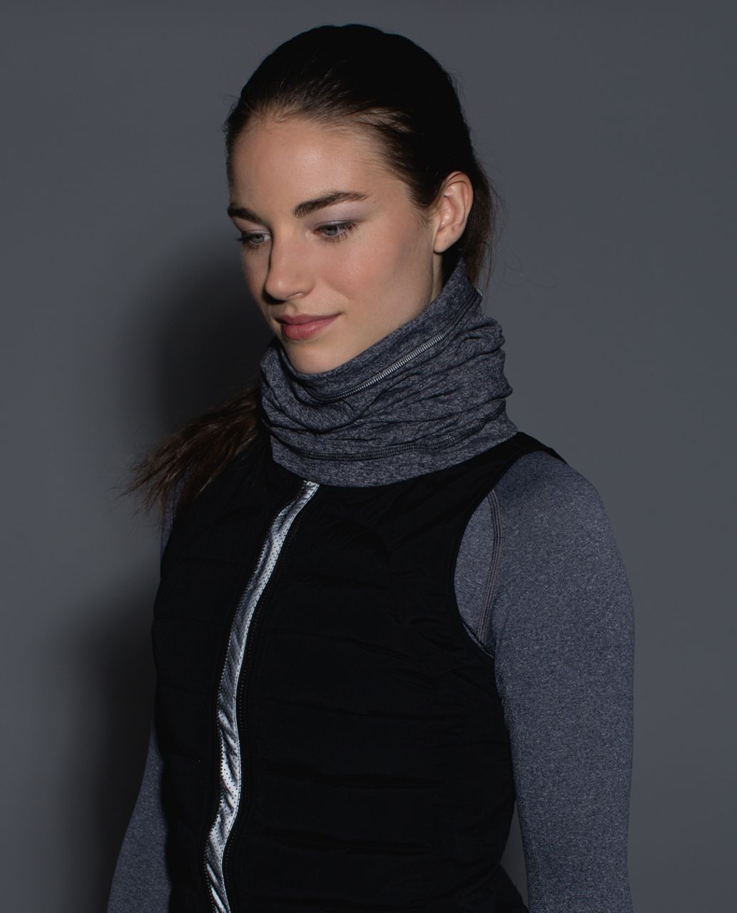 Lululemon Run With Me Neck Warmer - Parallel Stripe Pigment Blue Heathered Black / Heathered Black