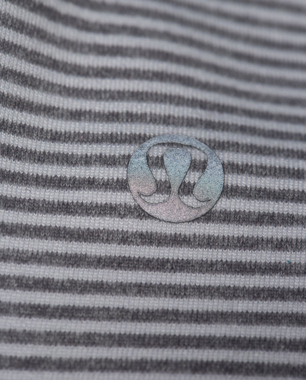 Lululemon Run With Me Toque - Heathered Slate / Tonka Stripe Heathered Slate White / Slate