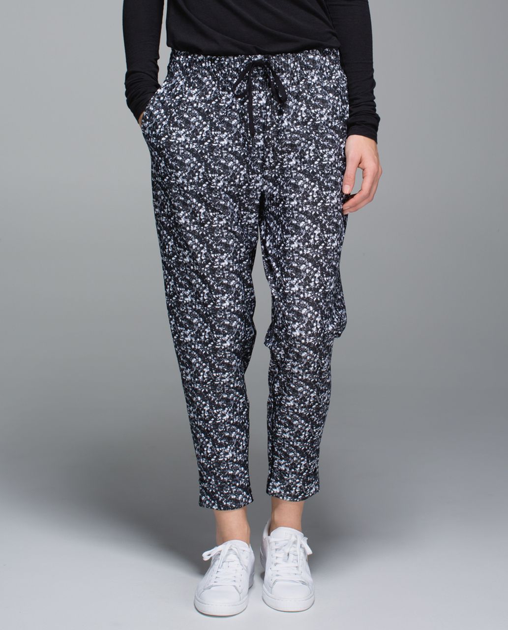 lululemon athletica, Pants & Jumpsuits, Lululemon Jet Crop