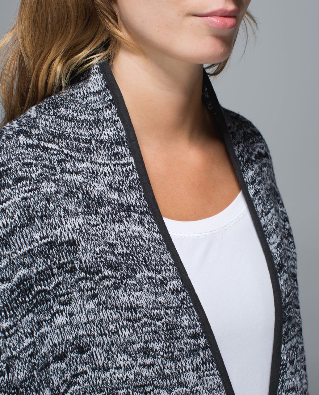 Lululemon Cardi All Day - Black /  White