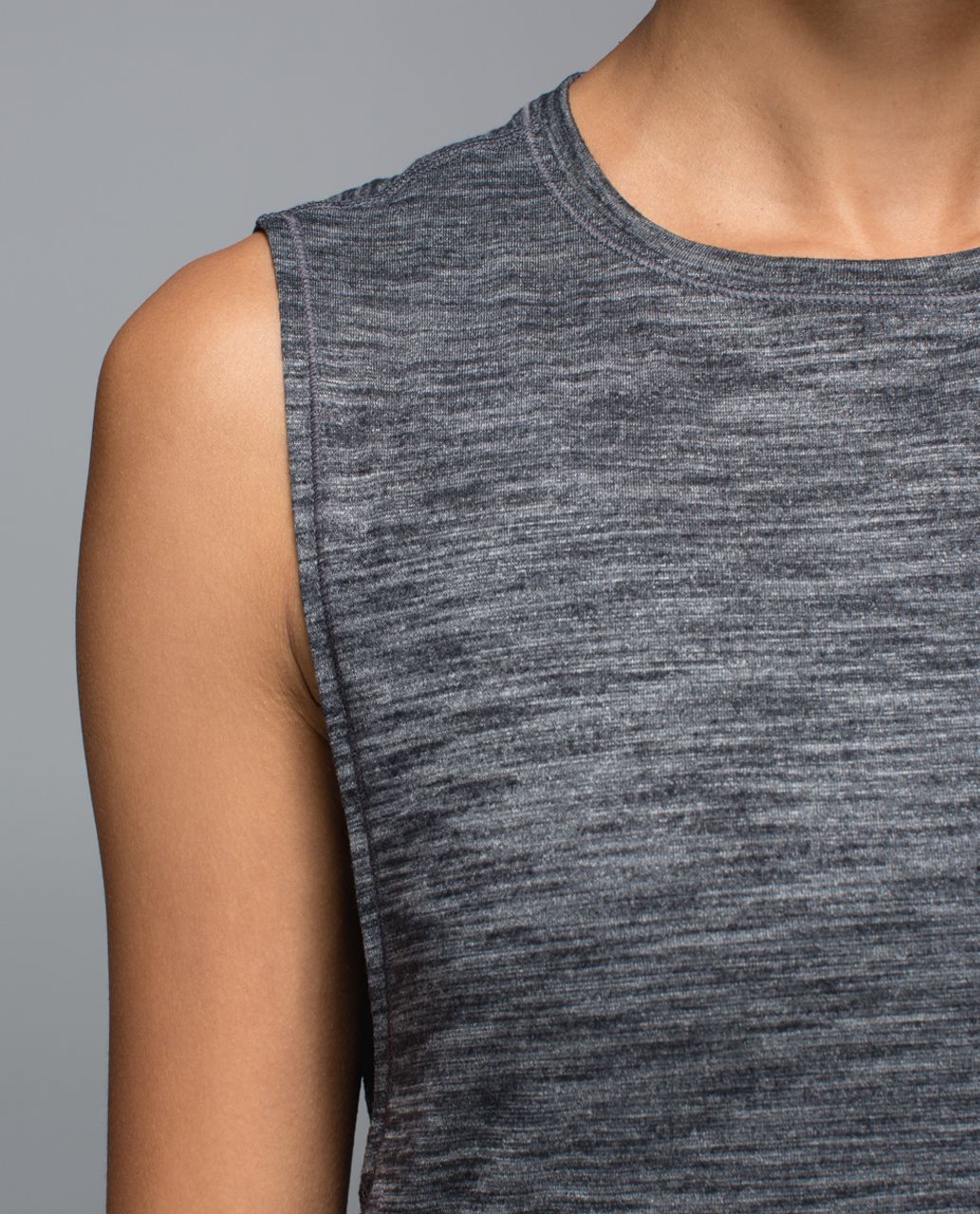 Lululemon Yogi Muscle Tee - Heathered Deep Coal