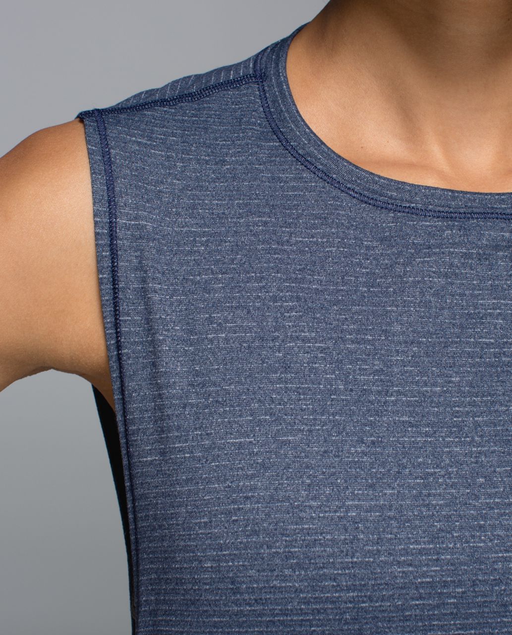 Lululemon Yogi Muscle Tee - Heathered Inkwell