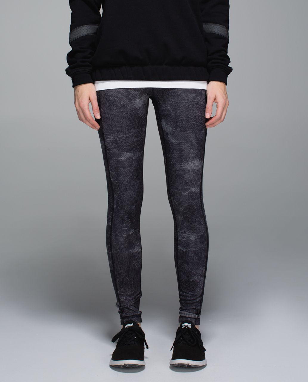 Lululemon Black Friday 2015 Ravishing Reptile Collection Pics + Prices -  Agent Athletica