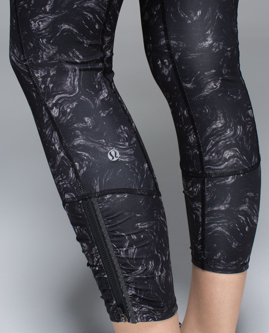 Lululemon Runday Crop - Black - lulu fanatics