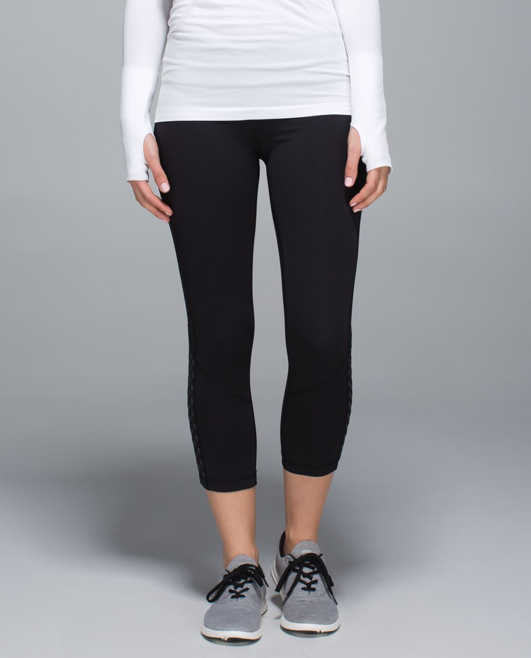 Lululemon Run: In The Sun Crop - Black - lulu fanatics