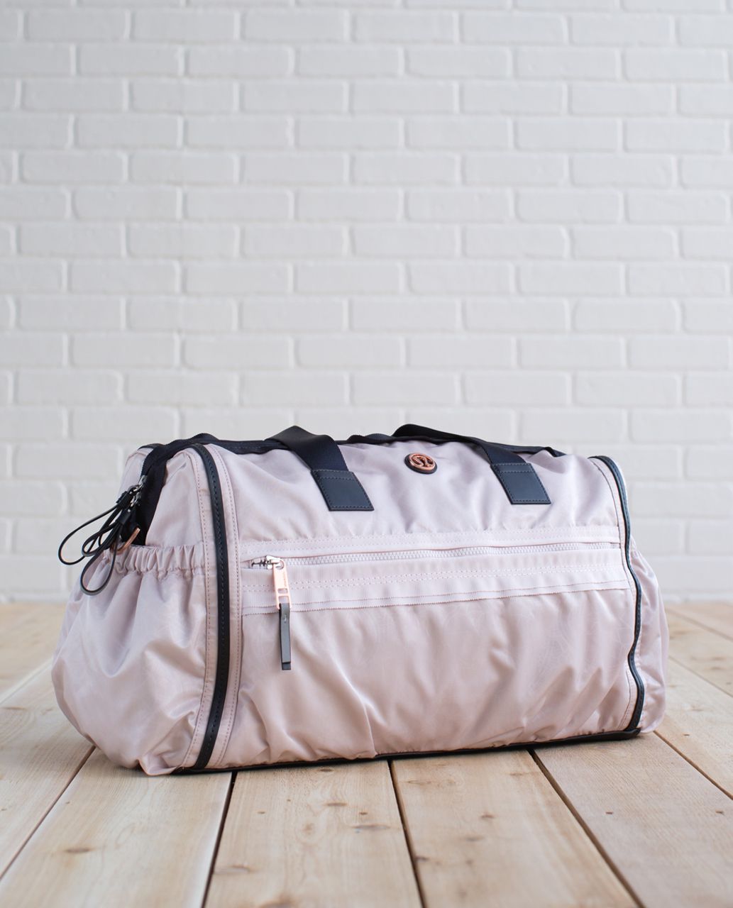 lululemon weekender travel bag