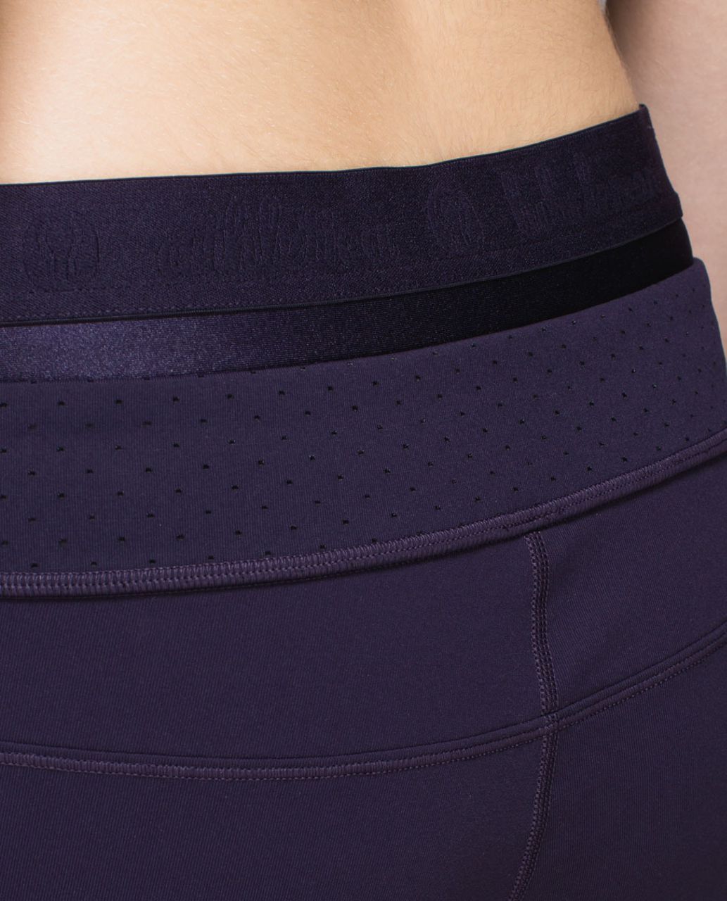 Lululemon Exquisite Trouser Crop - Shine Dot Black Grape