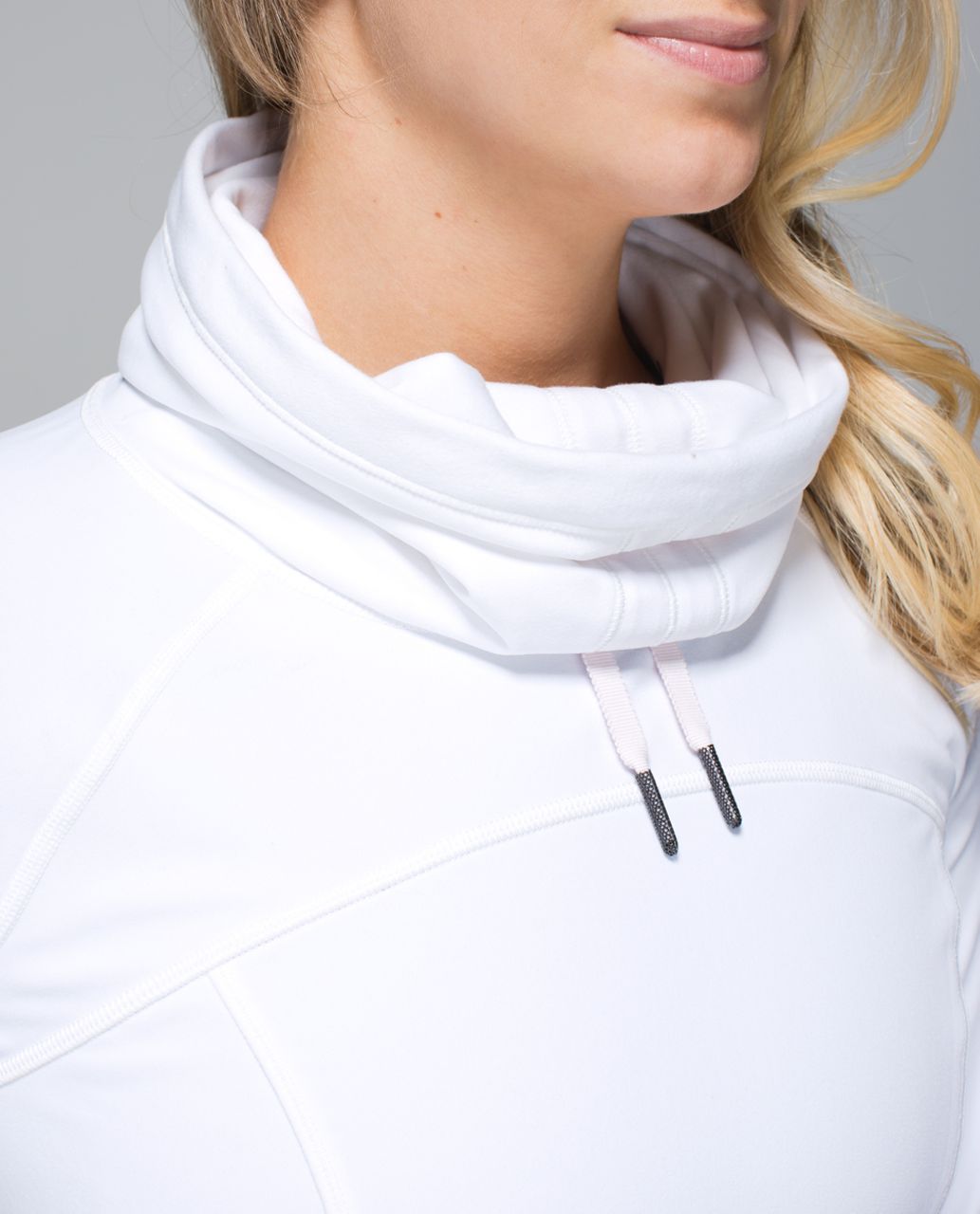 Lululemon Flurry Fighter Pullover - White