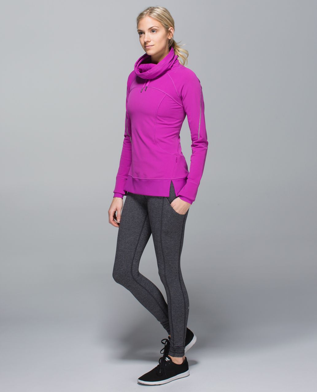 Lululemon Flurry Fighter Pullover - Ultra Violet