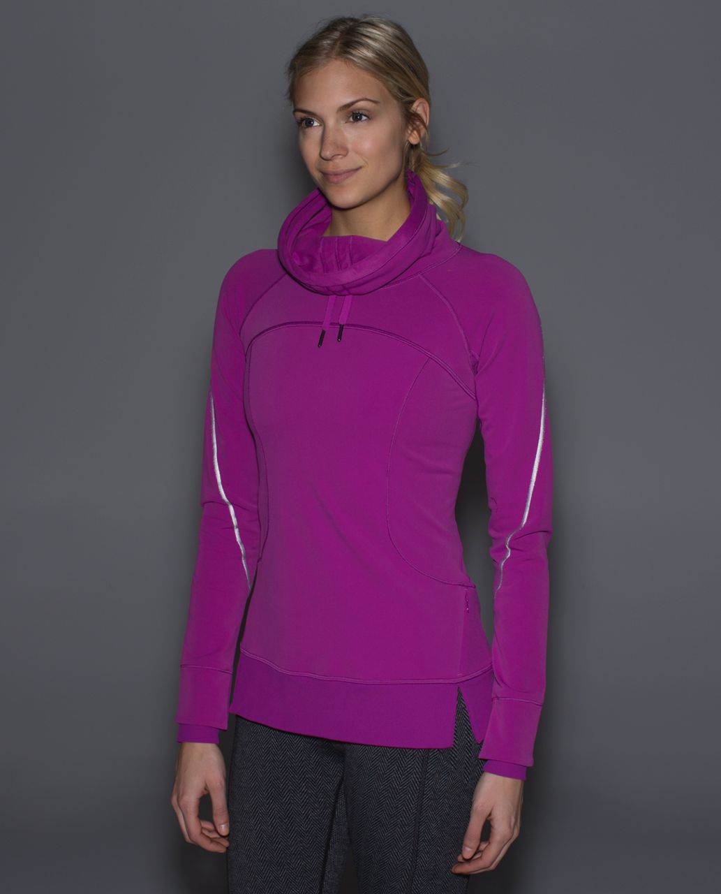 Lululemon Flurry Fighter Pullover - Ultra Violet