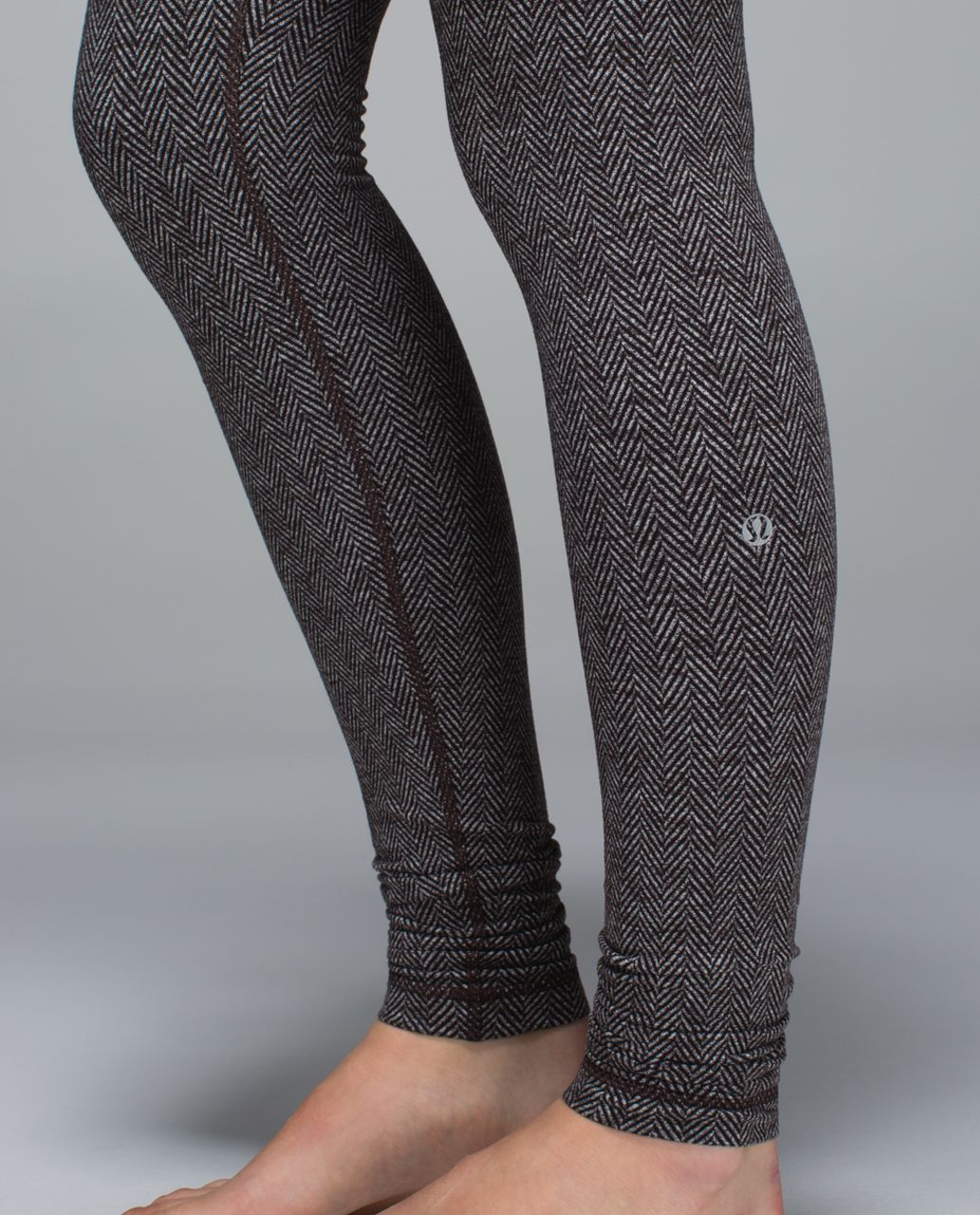 Lululemon Wunder Under Giant Herringbone Black Heathered Black Quilt Leggings  6 - $118 - From Fried