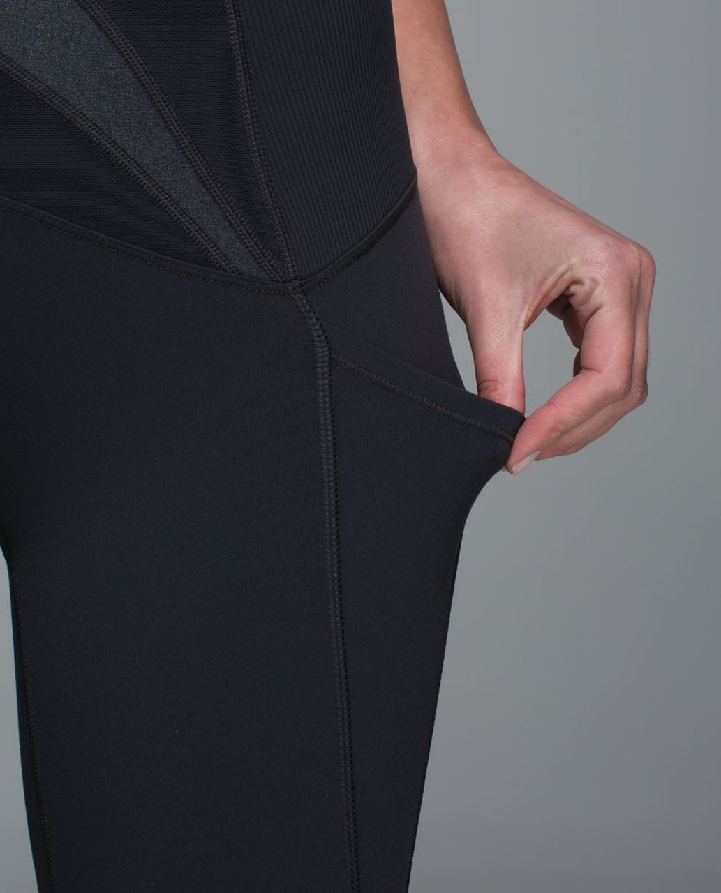 Lululemon Exquisite Pant - Deep Coal