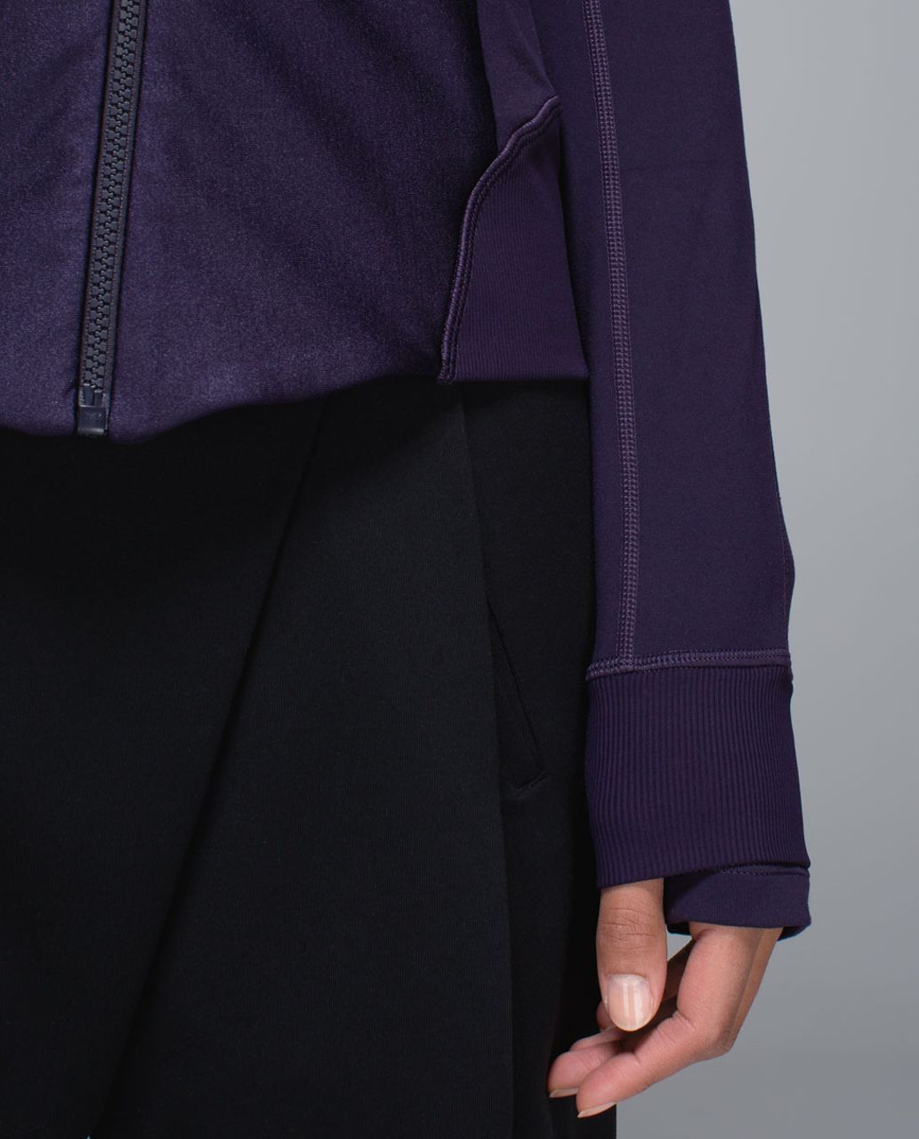 Lululemon Emerge Renewed Jacket - Black Grape