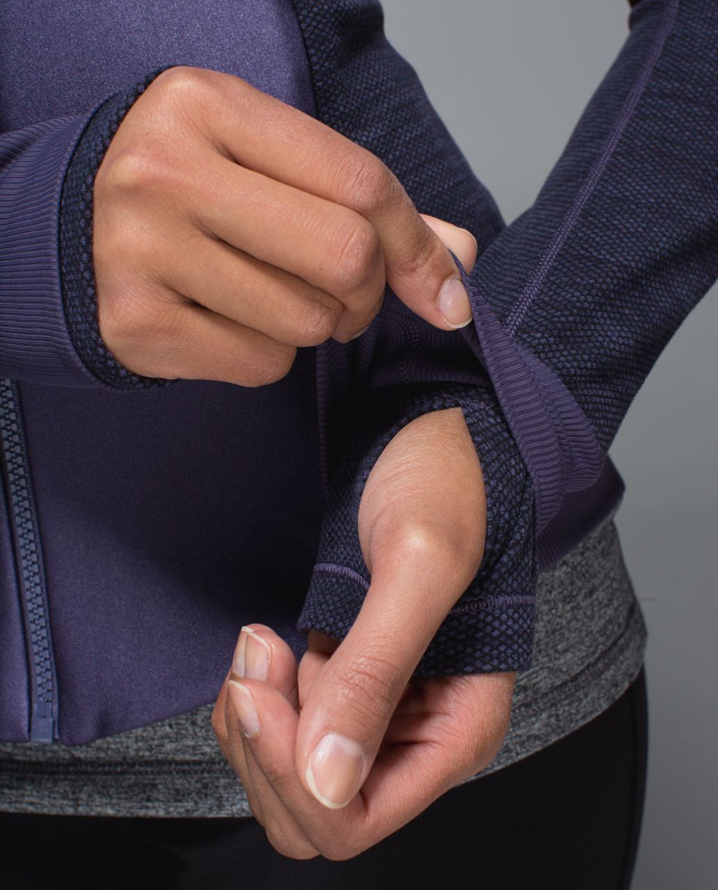 Lululemon Emerge Renewed Jacket - Black / Giant Herringbone Black Heathered  Black - lulu fanatics