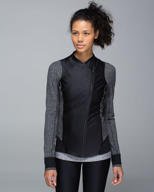 Lululemon Emerge Renewed Jacket - Black Grape - lulu fanatics